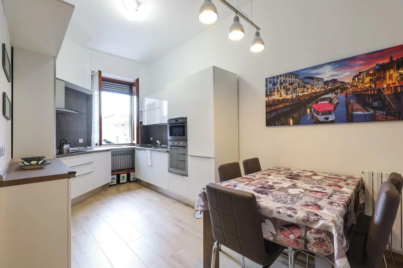Apartament Primopiano - Sammartini Mediolan 0*,