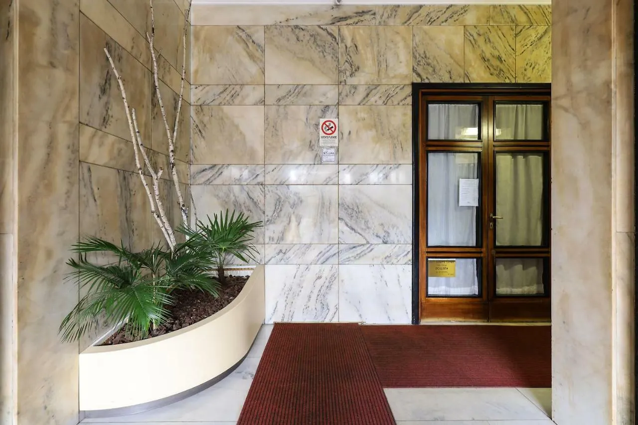 Primopiano - Sammartini Apartment Milan 0*,  Italy