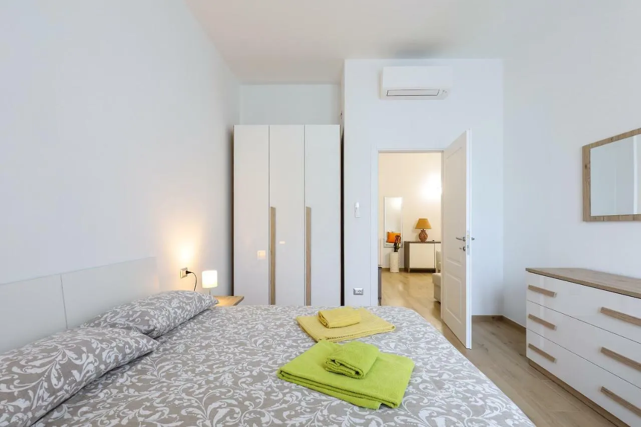 Primopiano - Sammartini Apartment Milan