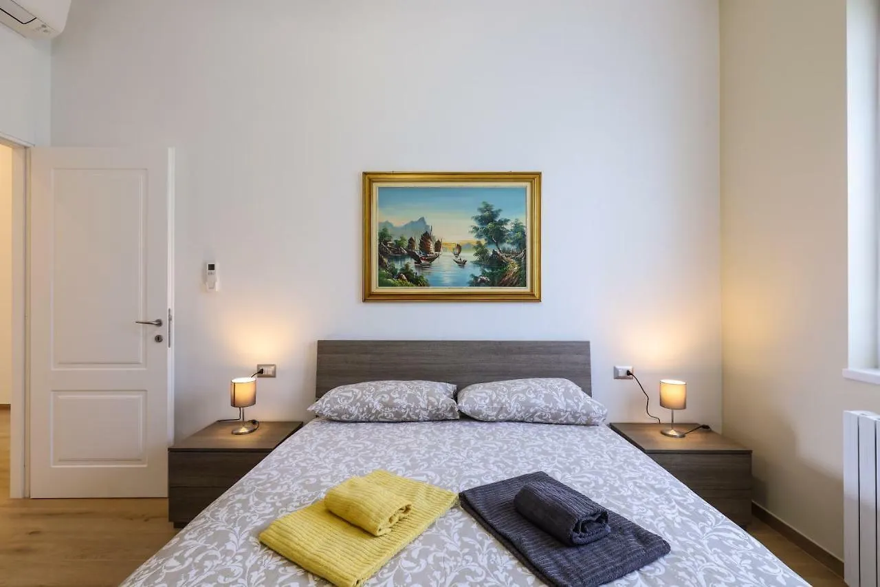 Primopiano - Sammartini Apartment Milan